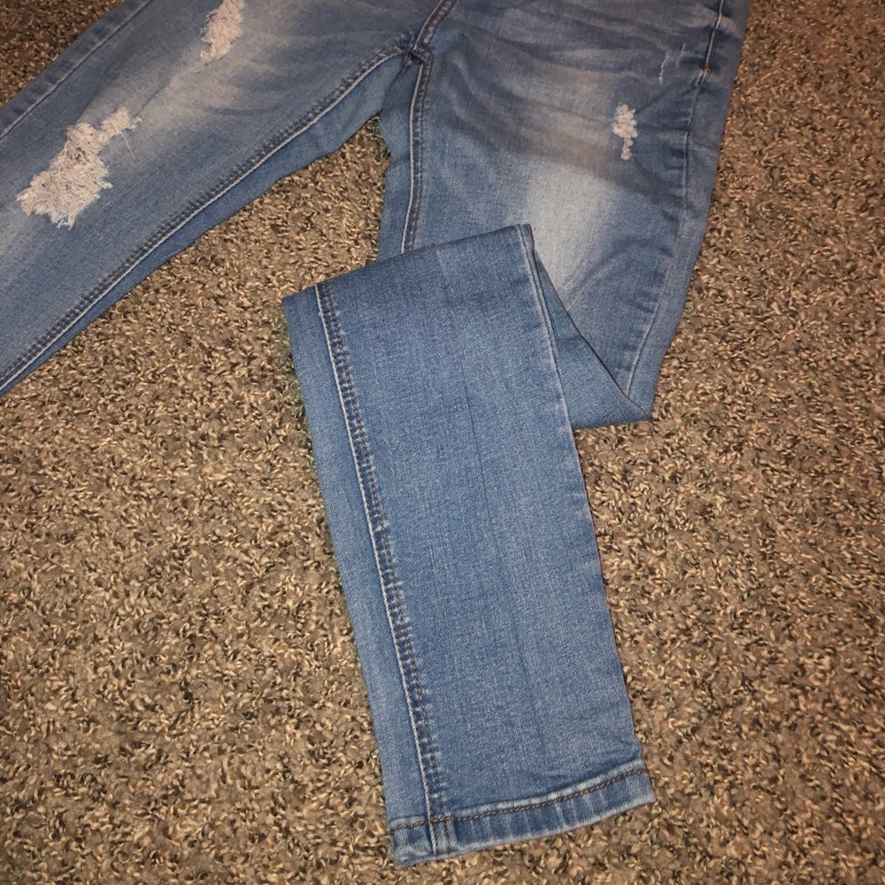 Jeans - Picture 4 of 5
